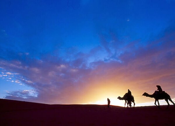Allah Lebih Dahulu Menciptakan Bumi Atau Langit?