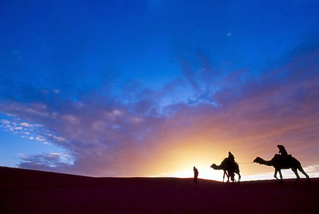 Allah Lebih Dahulu Menciptakan Bumi Atau Langit?