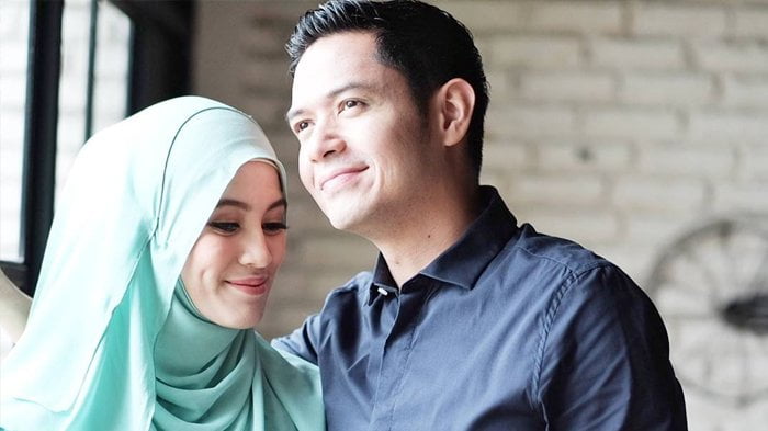 adab bertetangga